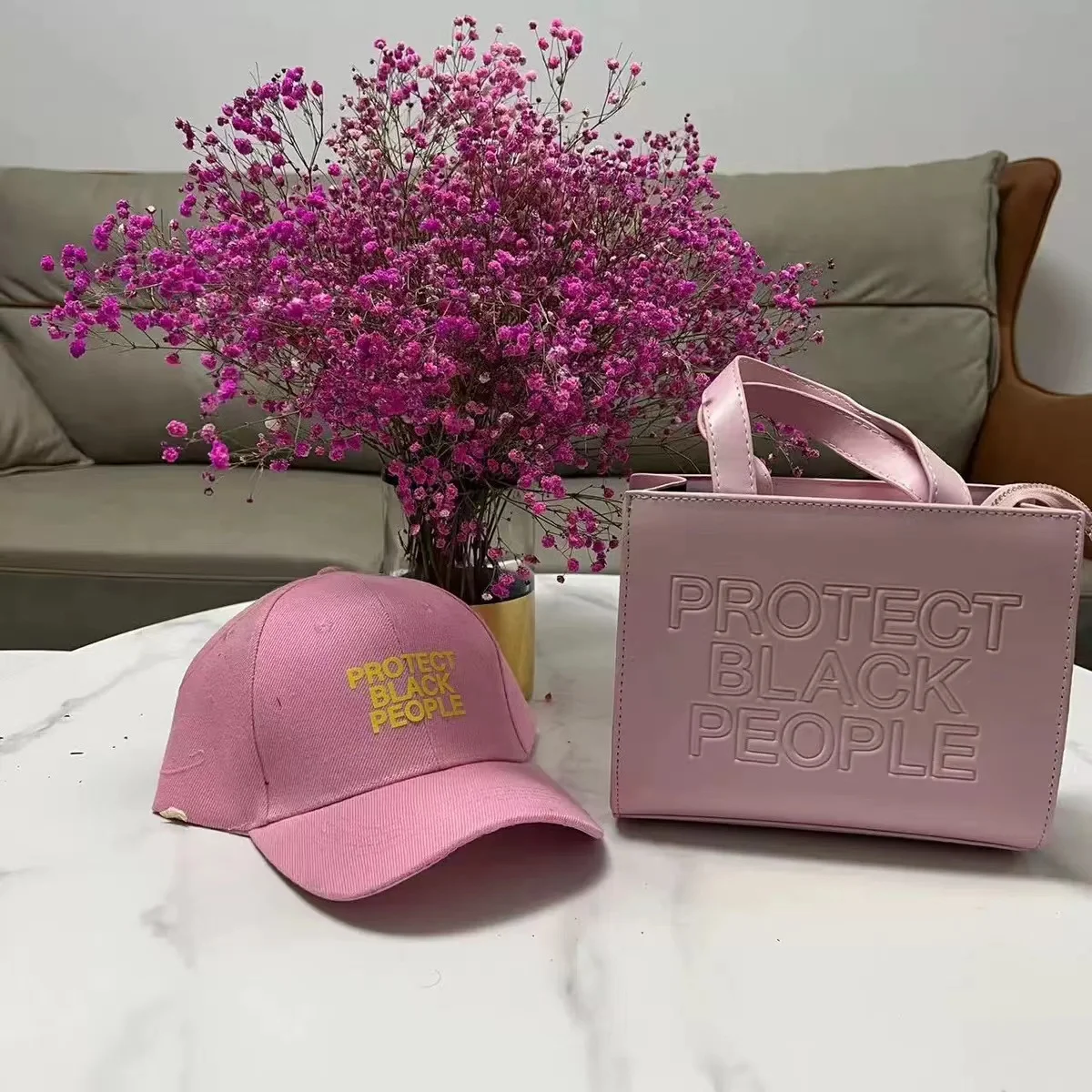 2022 protect black women designer handbag famous super brand begs woman handbag ladys bags women handbags ladies brand, Purple blue black brown pink orange
2022 protect black women designer handbag famous super brand begs woman handbag ladys bags women handbags ladies brand, Purple blue black brown pink orange