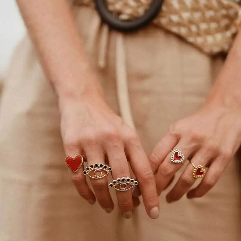 personalized celebrity street shooting trend devil's eye love heart ring fashion dril punk ring female drop oil ring ladies, Picture
personalized celebrity street shooting trend devil's eye love heart ring fashion dril punk ring female drop oil ring ladies, Picture