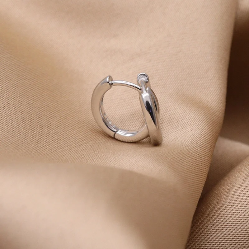Ladies Hoop Earrings Cartilage Hoop Circle Heart To Hollow Hip Hop Earrings S925 Sterling Silver Jewelry Can Be Customized
Ladies Hoop Earrings Cartilage Hoop Circle Heart To Hollow Hip Hop Earrings S925 Sterling Silver Jewelry Can Be Customized