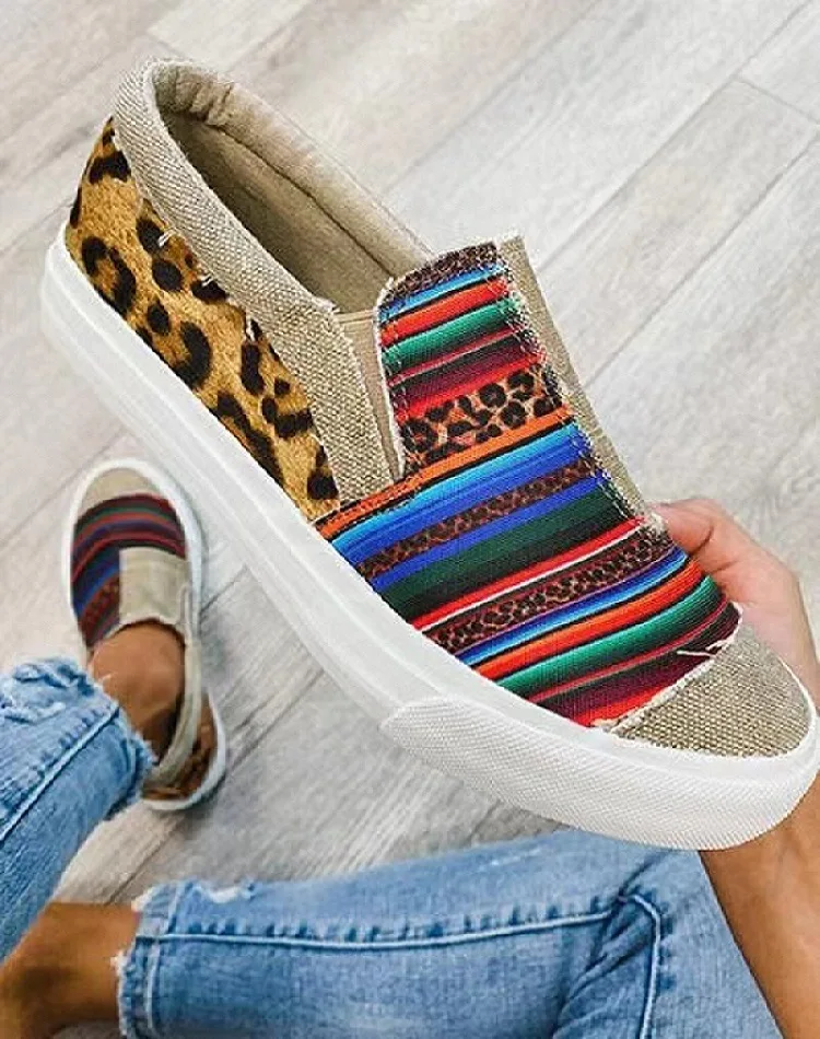 WK-098 2021 New European and American women's shoes snake skin & colorful strip print patchwork flat canvas shoes for women, Light blue , light pink
WK-098 2021 New European and American women's shoes snake skin & colorful strip print patchwork flat canvas shoes for women, Light blue , light pink