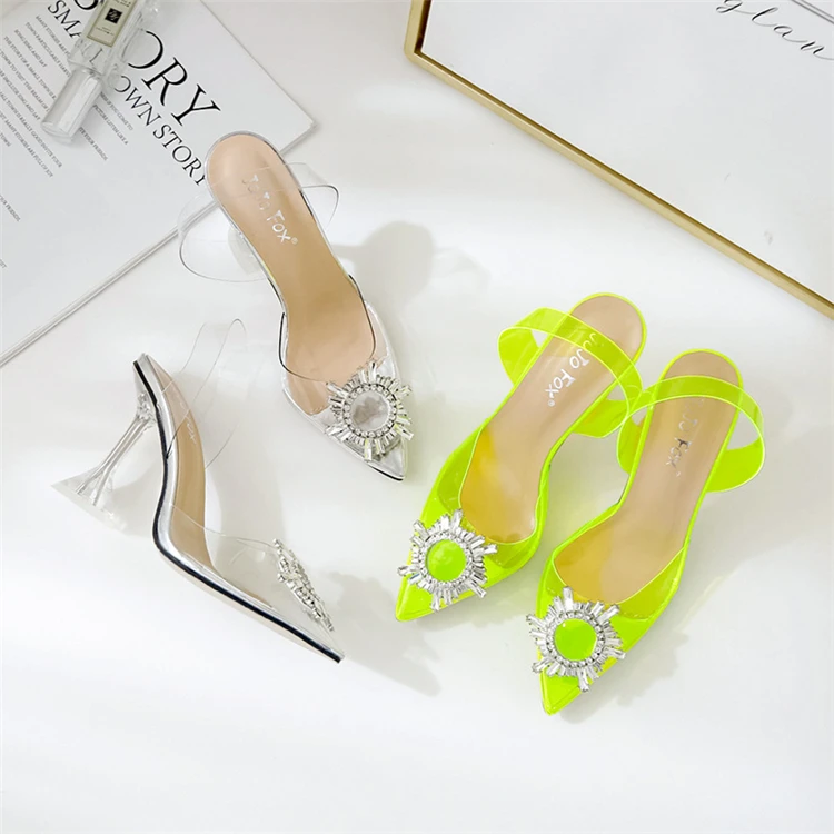 Sunflower Sexy Crystal Wine Glass and Pointed High-heeled Fine-heeled Sandals for Women
Sunflower Sexy Crystal Wine Glass and Pointed High-heeled Fine-heeled Sandals for Women