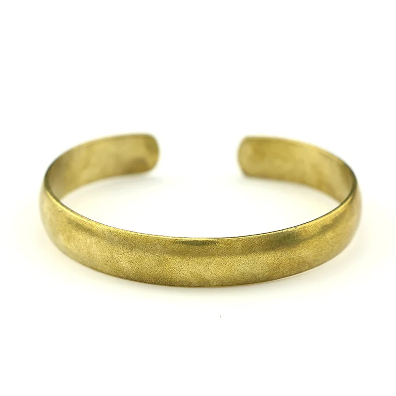 Wholesale CA 408 exquisite pure copper opening glossy men women retro classic antique brass die-casting craft bracelet, Gold
Wholesale CA 408 exquisite pure copper opening glossy men women retro classic antique brass die-casting craft bracelet, Gold