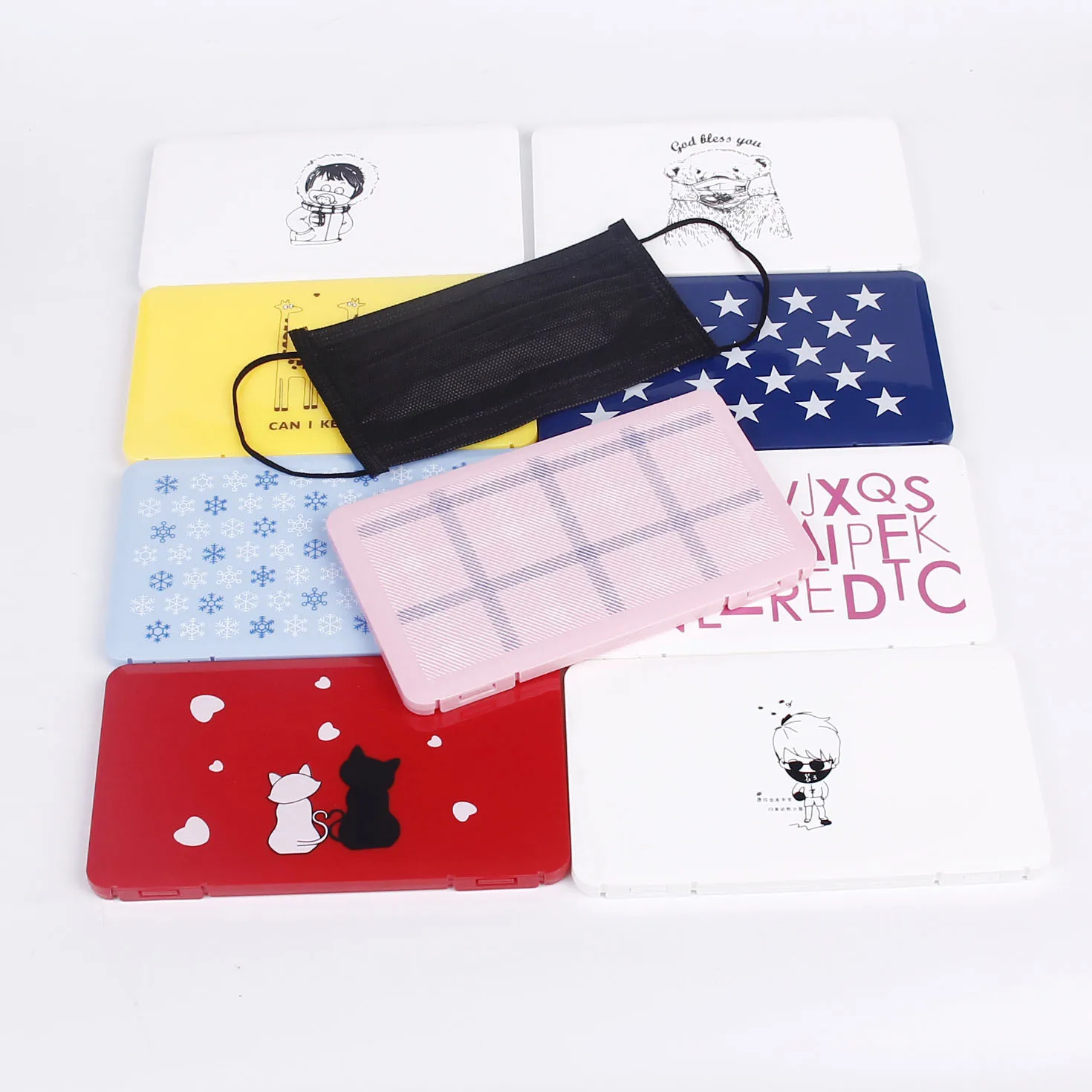 High Quality Convenient Clean Face Maskeds Box Plastic Storage Disposable Face Covers Box, Pictures
High Quality Convenient Clean Face Maskeds Box Plastic Storage Disposable Face Covers Box, Pictures