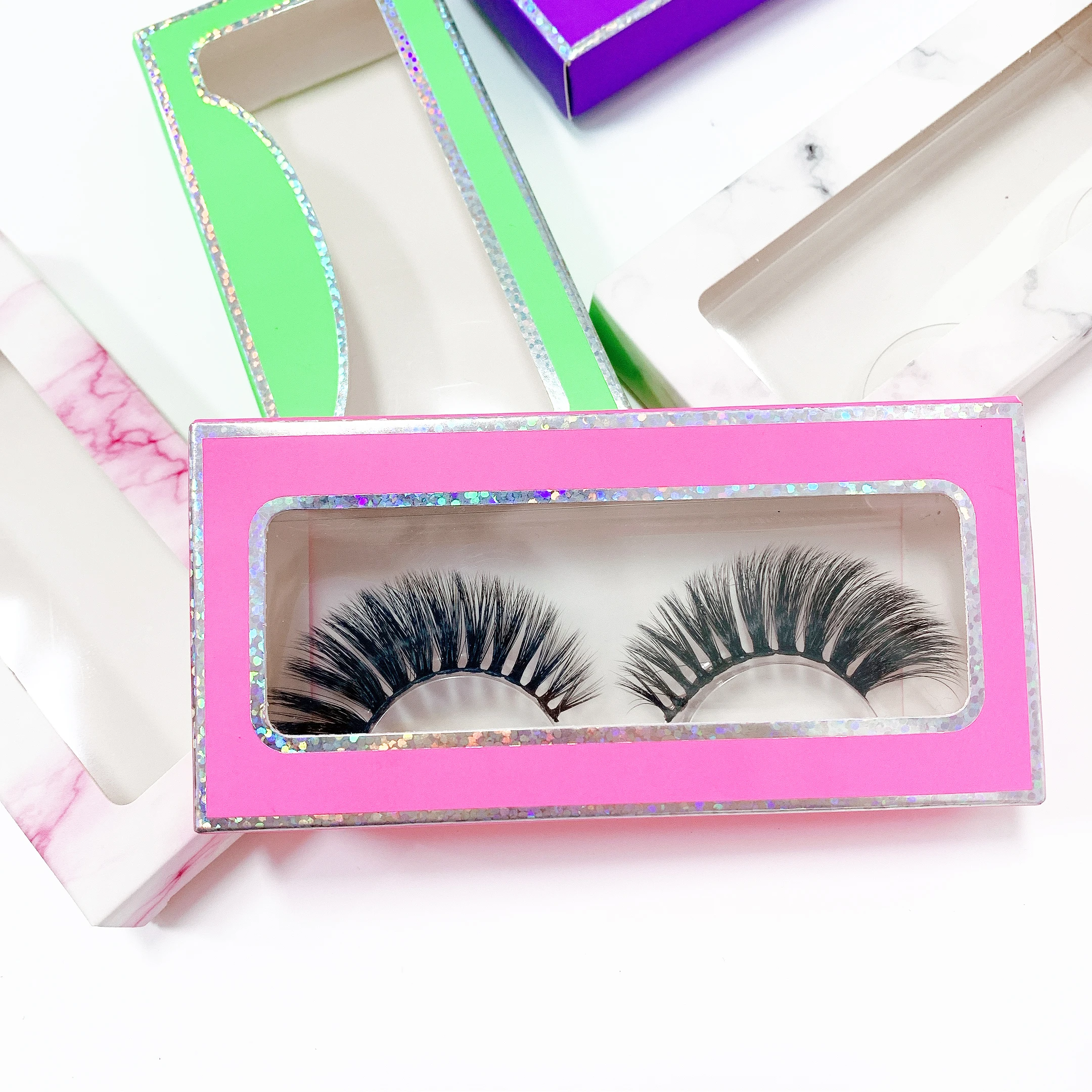 2021 new arrival eyelash vendor private label customized boxes 25mm mink eyelashes, Black color
2021 new arrival eyelash vendor private label customized boxes 25mm mink eyelashes, Black color