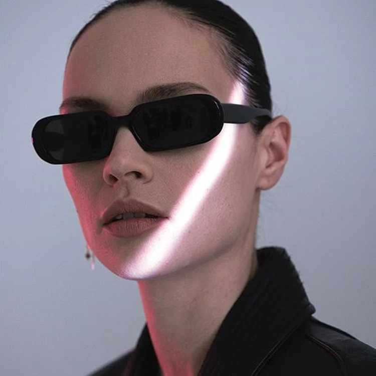 2021 Retro Oval Glasses Square Sunglasses Women's Street Photo Fashion Show Small Frame Black Sunglasses
2021 Retro Oval Glasses Square Sunglasses Women's Street Photo Fashion Show Small Frame Black Sunglasses