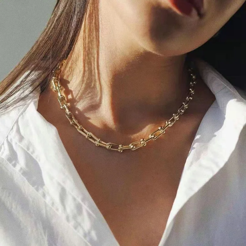 New Fashion 18K Gold Plated Stainless Steel Jewelry Handmade U shaped Chain Chunky Geometric Horseshoe Chain
New Fashion 18K Gold Plated Stainless Steel Jewelry Handmade U shaped Chain Chunky Geometric Horseshoe Chain