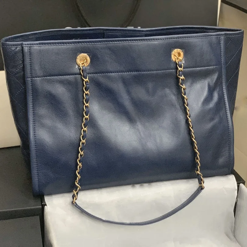 China Wholesale Purses And Designs Designer Ginuwine Leather Handbags Bag Women Bags Designers For Famous Brand, Many colors
China Wholesale Purses And Designs Designer Ginuwine Leather Handbags Bag Women Bags Designers For Famous Brand, Many colors
