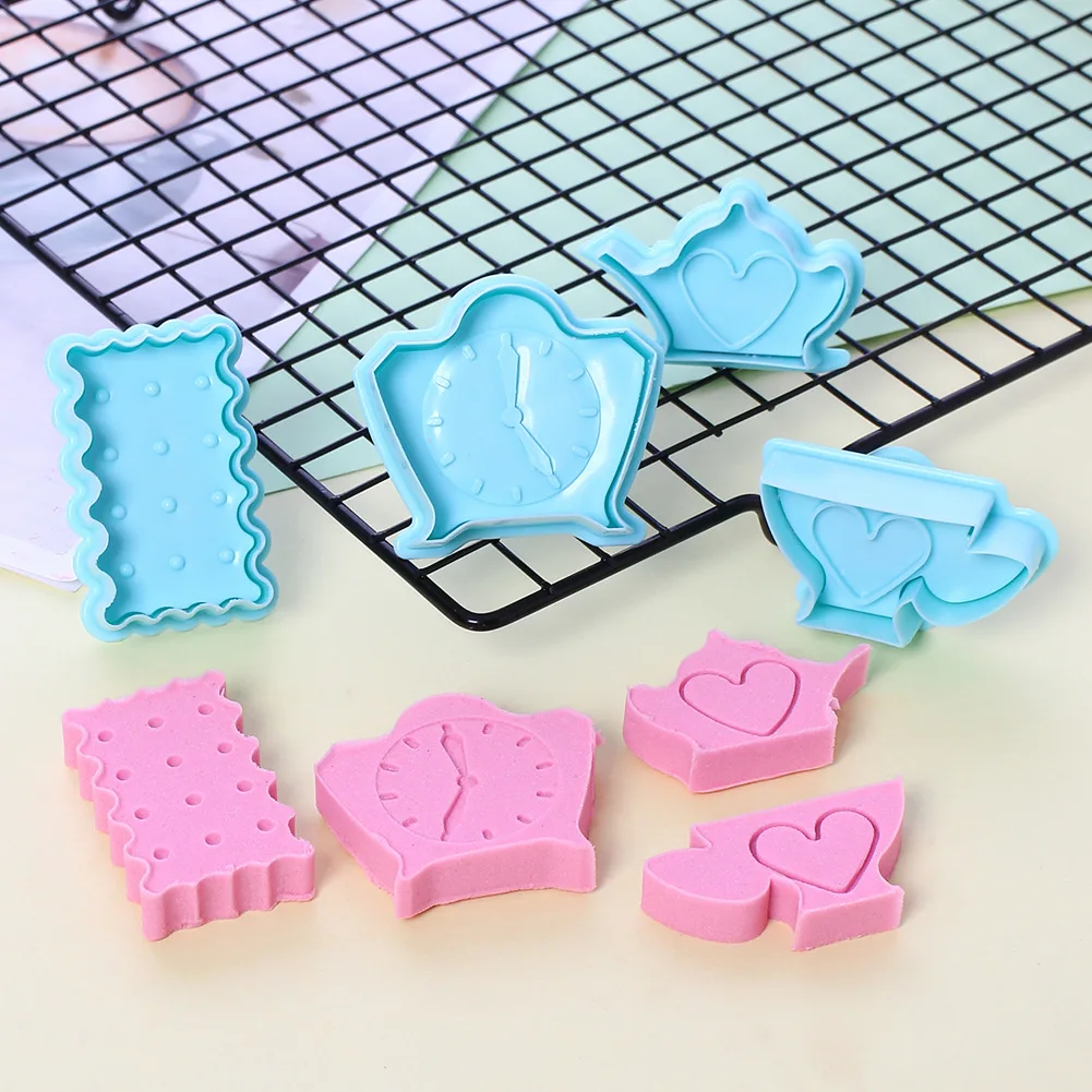 Baking Fondant Tools Afternoon Tea Fondant Biscuit Mould Spring Pressing Cartoon Baking Mould Making Craft Tools Accessories
Baking Fondant Tools Afternoon Tea Fondant Biscuit Mould Spring Pressing Cartoon Baking Mould Making Craft Tools Accessories