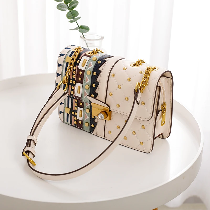 trendy fashion ladies handbags 2022 designer women hand bags crossbody unique diamond luxury pu leather handbag
trendy fashion ladies handbags 2022 designer women hand bags crossbody unique diamond luxury pu leather handbag