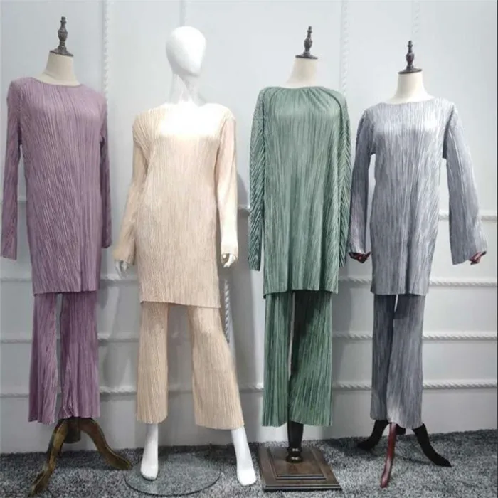 2019 new arrival wholesale price soft pleated material malaysia abaya, Black;purple;beige;gray;dark green
2019 new arrival wholesale price soft pleated material malaysia abaya, Black;purple;beige;gray;dark green