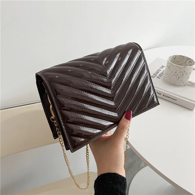 Christmas gift Amazon new product leather woman bag fashion designer embossed chain woman messenger bag PU
Christmas gift Amazon new product leather woman bag fashion designer embossed chain woman messenger bag PU