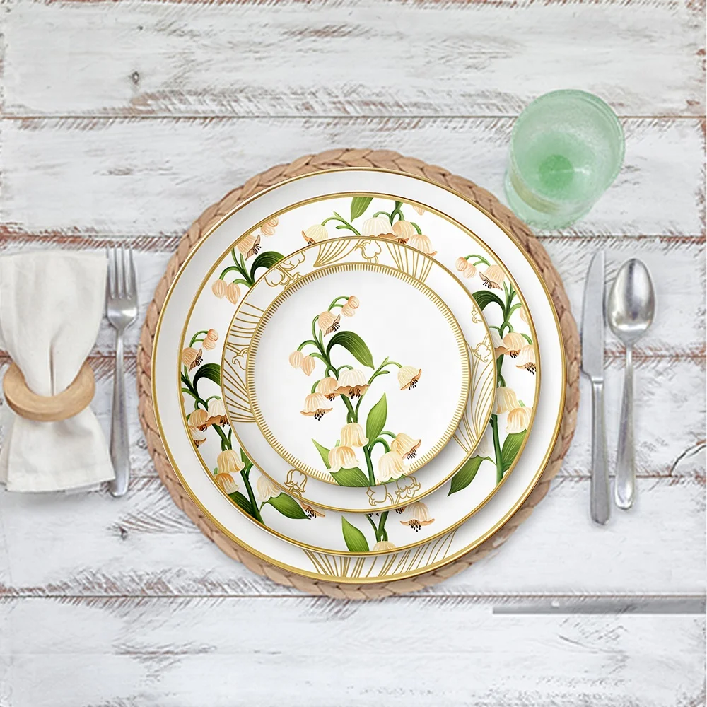High Quality European Customizable Luxury Gold Bone China Dinnerware Sets for Wedding,Japanese traditional areca leaf plates, Gold and green
High Quality European Customizable Luxury Gold Bone China Dinnerware Sets for Wedding,Japanese traditional areca leaf plates, Gold and green