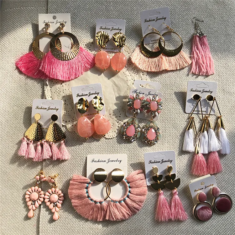 CLARMER Hot Selling Fashion Women Accessories Bohemian Retro Geometric Round Earrings Trend Long Tassel Earring Female
CLARMER Hot Selling Fashion Women Accessories Bohemian Retro Geometric Round Earrings Trend Long Tassel Earring Female