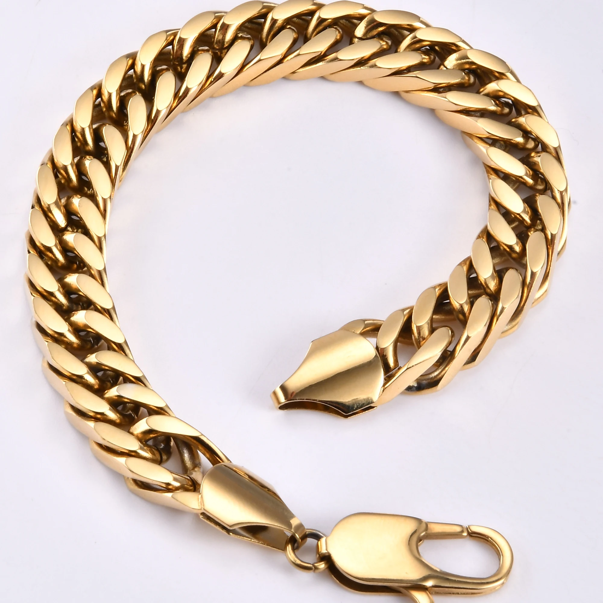 Gold Plated Stainless Steel Thick Curb Link Chain Cuban Bracelet Miami Bracelet for Hip Hop Men and Women
Gold Plated Stainless Steel Thick Curb Link Chain Cuban Bracelet Miami Bracelet for Hip Hop Men and Women