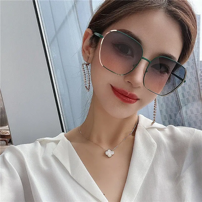 New unisex square sunglasses UV400 women oversized retro big sunglasses 2021, As pic
New unisex square sunglasses UV400 women oversized retro big sunglasses 2021, As pic