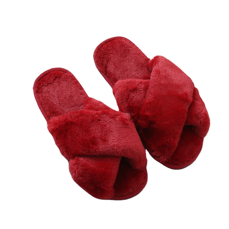 New autumn and winter wool slippers non-slip soft bottom solid color cross plush indoor and outdoor household cotton slippers
New autumn and winter wool slippers non-slip soft bottom solid color cross plush indoor and outdoor household cotton slippers