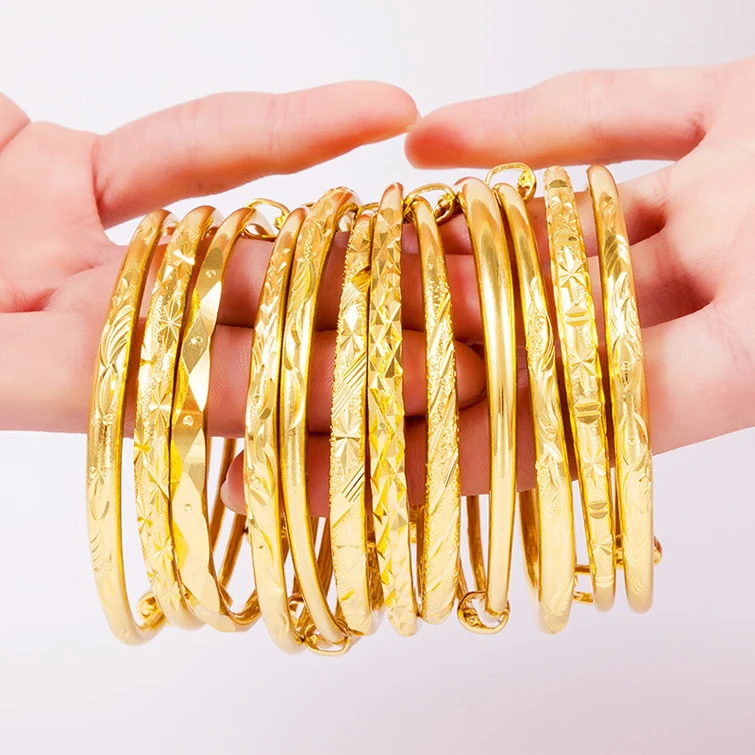 Wholesale Brass Gold-plated Starry Push-pull Round Terrier Bracelet Imitation Gold Vietnam Sand Gold Smooth Round Bracelet
Wholesale Brass Gold-plated Starry Push-pull Round Terrier Bracelet Imitation Gold Vietnam Sand Gold Smooth Round Bracelet