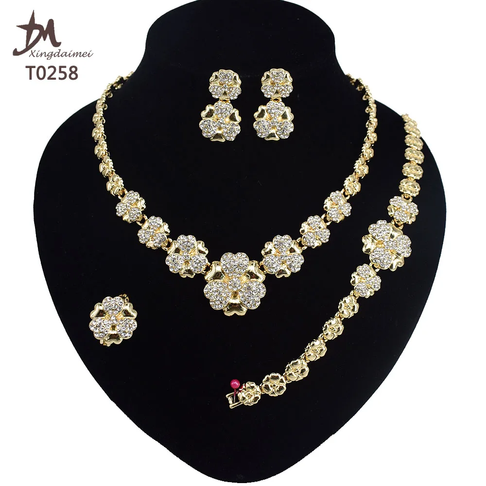 T0258 Wholesale Fashion Women's 18K gold plated 4piece flower jewelry set gold set fashion jewelry
T0258 Wholesale Fashion Women's 18K gold plated 4piece flower jewelry set gold set fashion jewelry