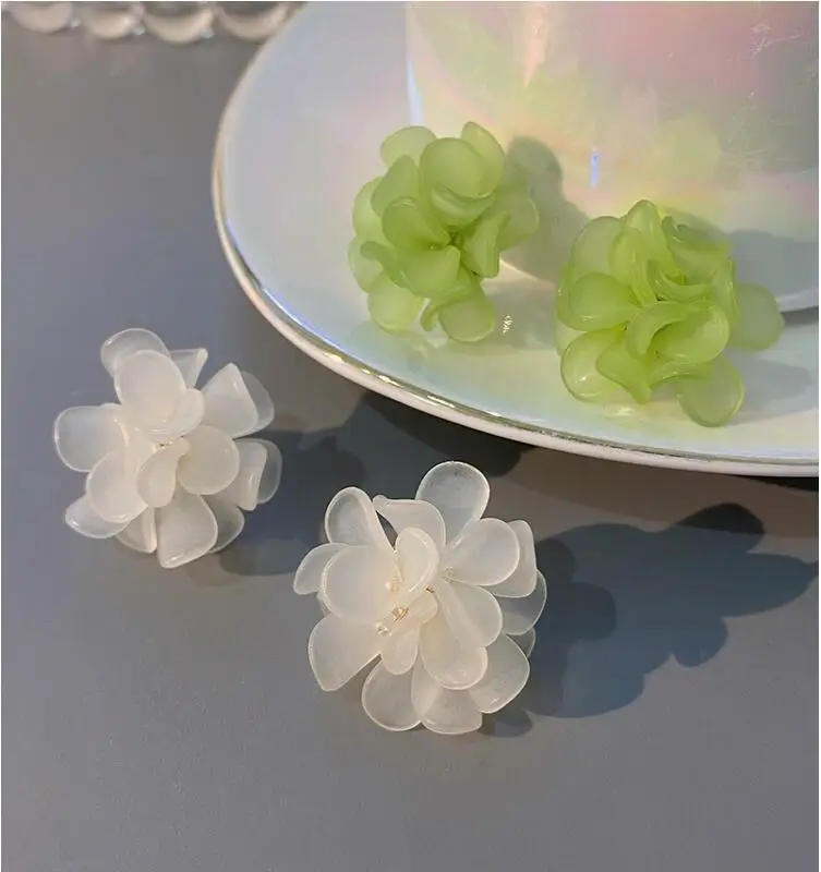 925 Silver Needle Flower Earrings for Women 2023 Summer New Fashion Flower Resin Earrings Acrylic
925 Silver Needle Flower Earrings for Women 2023 Summer New Fashion Flower Resin Earrings Acrylic