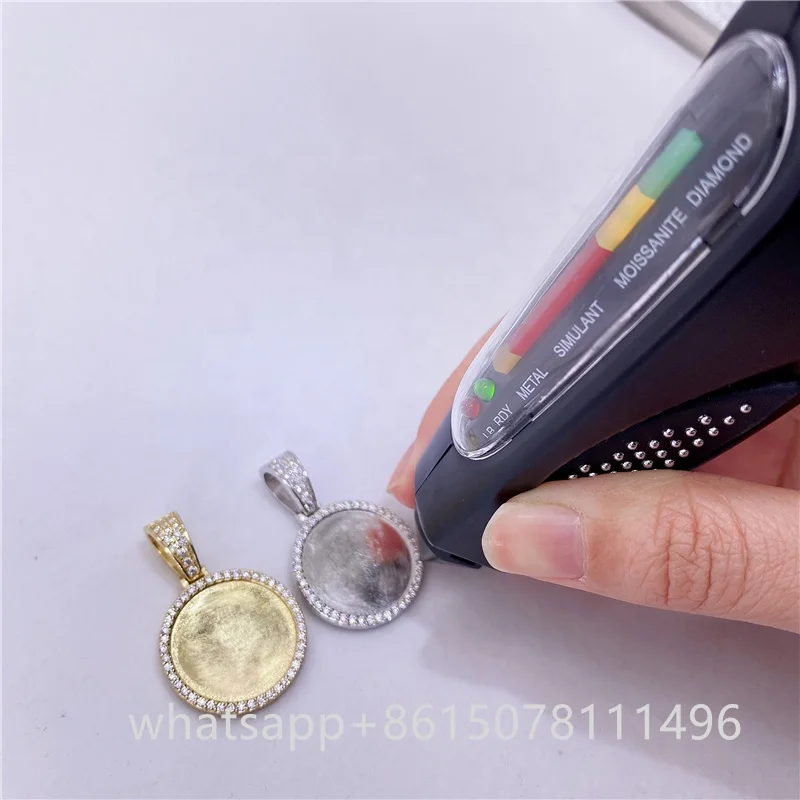 2021 Iced Out Moissanite Charm Jewelry Sterling Silver VVS Moissanite Picture Man pendants For Necklace
2021 Iced Out Moissanite Charm Jewelry Sterling Silver VVS Moissanite Picture Man pendants For Necklace