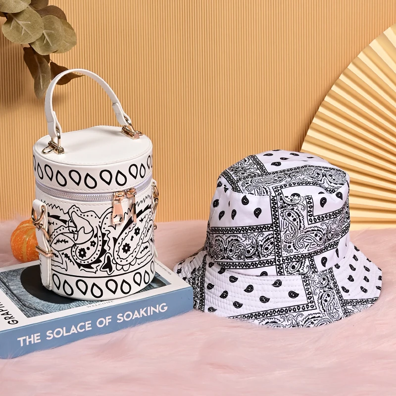 Women's handbag 2021 single shoulder cross-body bag versatile winter makeup bag fashion bucket bag handbag, Customizable
Women's handbag 2021 single shoulder cross-body bag versatile winter makeup bag fashion bucket bag handbag, Customizable