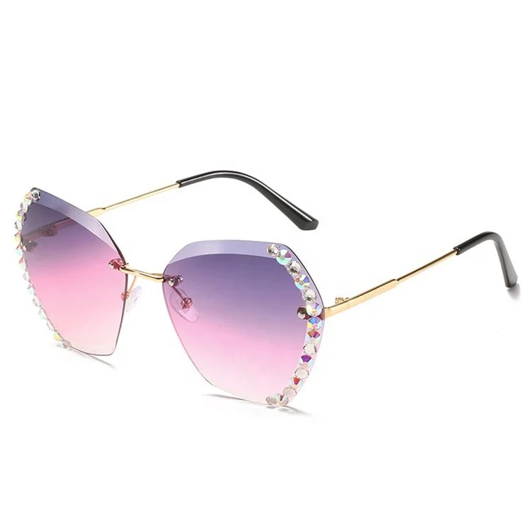 2022 Fashion Oversize Frameless Vintage Sunglasses Diamonds Rhinestone Luxury Polarized Sun Glasses Men Women Sunglasses
2022 Fashion Oversize Frameless Vintage Sunglasses Diamonds Rhinestone Luxury Polarized Sun Glasses Men Women Sunglasses
