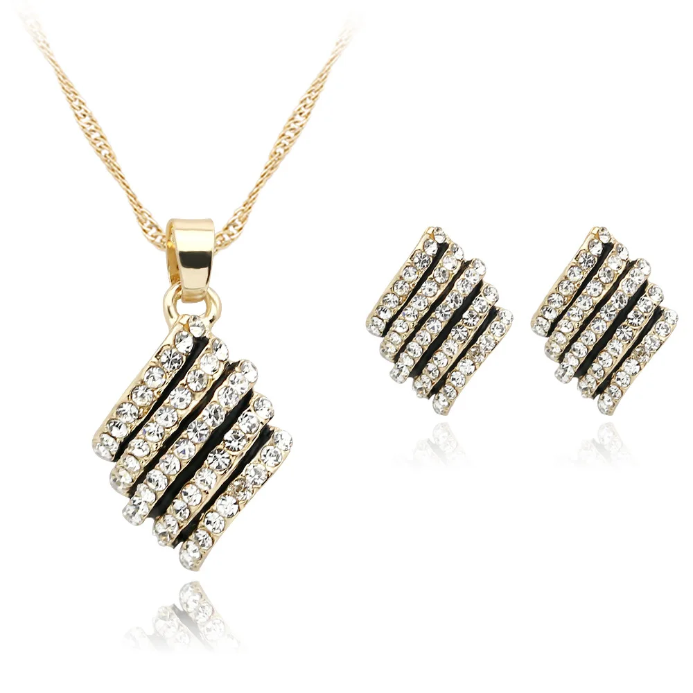 New European and American foreign trade jewelry set necklace earrings two sets of bridal wedding jewelry manufacturers wholesale
New European and American foreign trade jewelry set necklace earrings two sets of bridal wedding jewelry manufacturers wholesale
