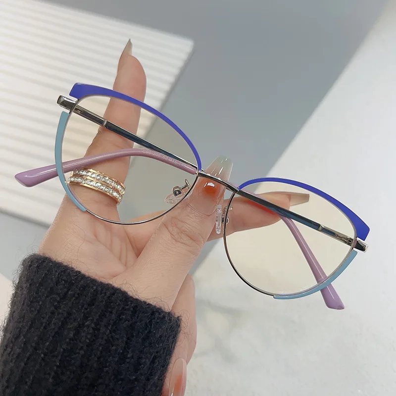 95206 Luxury metal cat eye glasses frame double color computer anti blue light glasses unisex eyeglasses frame 2023
95206 Luxury metal cat eye glasses frame double color computer anti blue light glasses unisex eyeglasses frame 2023