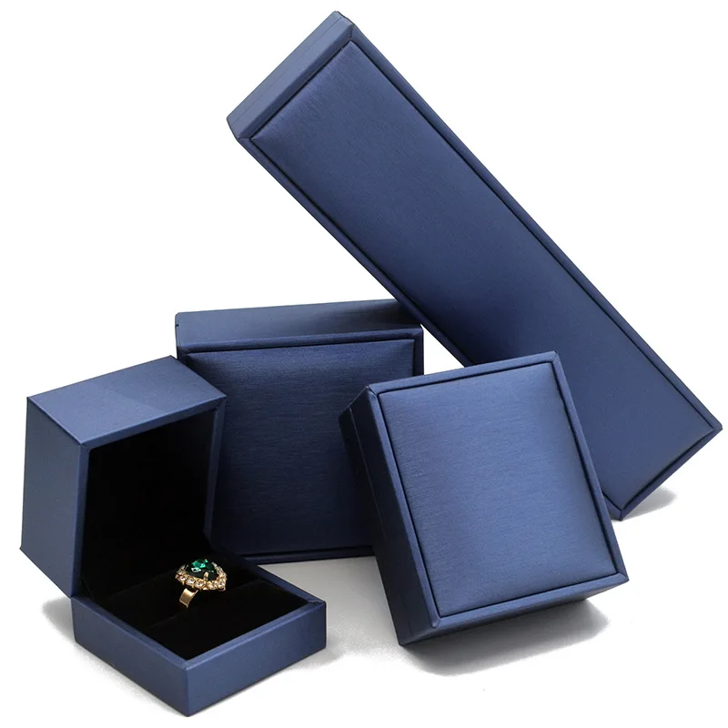 High grade packaging wholesale 925 sterling silver romantic valentine gift necklace ring set jewelry box
High grade packaging wholesale 925 sterling silver romantic valentine gift necklace ring set jewelry box