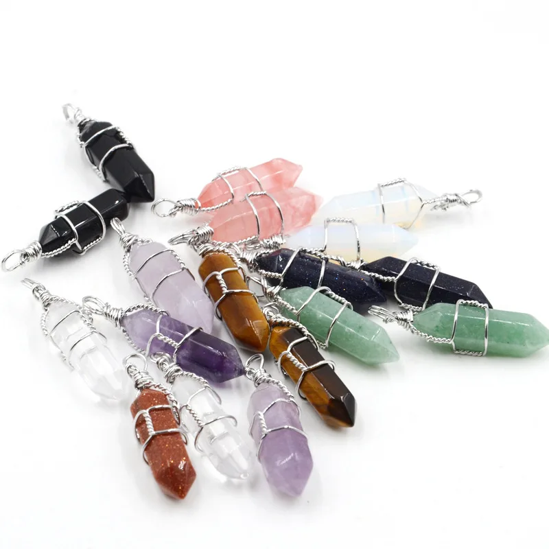 

2021 Amazon Hot Natural Crystal Mineral Amethyst Crystal Point Pendant Couple Bullet Wire Pendant Necklace, About 50 colors