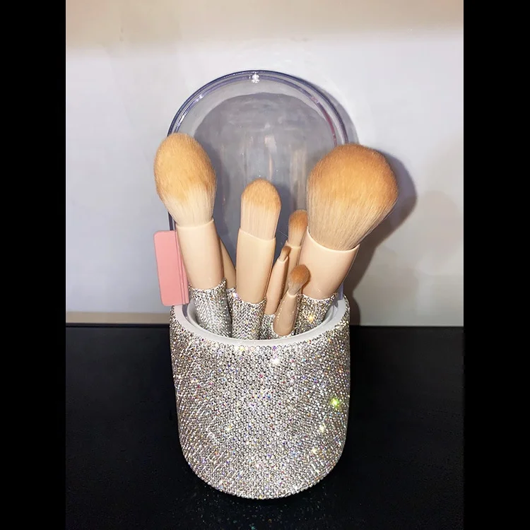 FYD Custom Logo Glitter 8Pcs Crystal Diamond Foundation Makeup Brushes With Case Brush Set Professional, White, pink, rainbow colors
FYD Custom Logo Glitter 8Pcs Crystal Diamond Foundation Makeup Brushes With Case Brush Set Professional, White, pink, rainbow colors