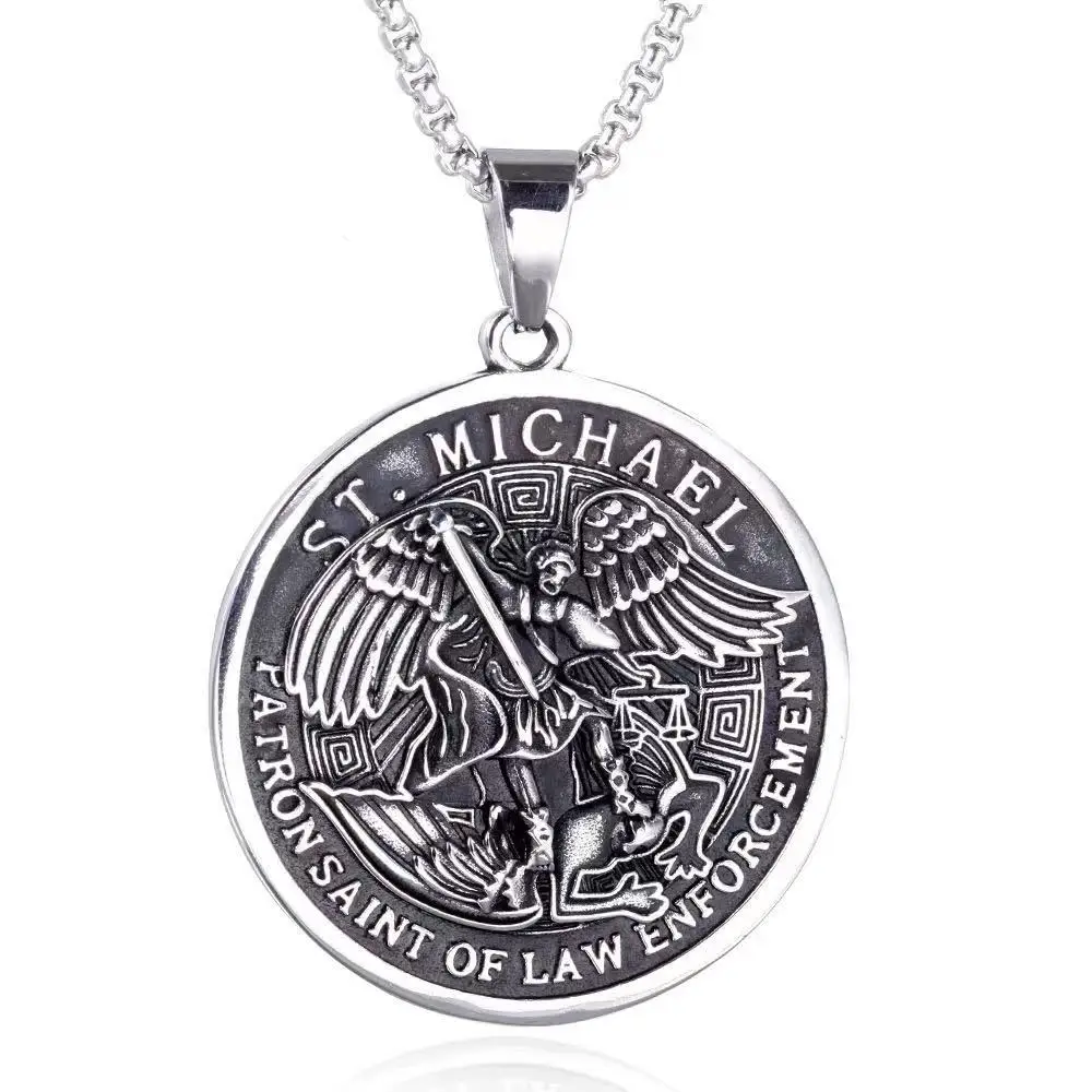 New stainless steel jewelry wholesale men's necklace retro sun titanium steel pendant
New stainless steel jewelry wholesale men's necklace retro sun titanium steel pendant