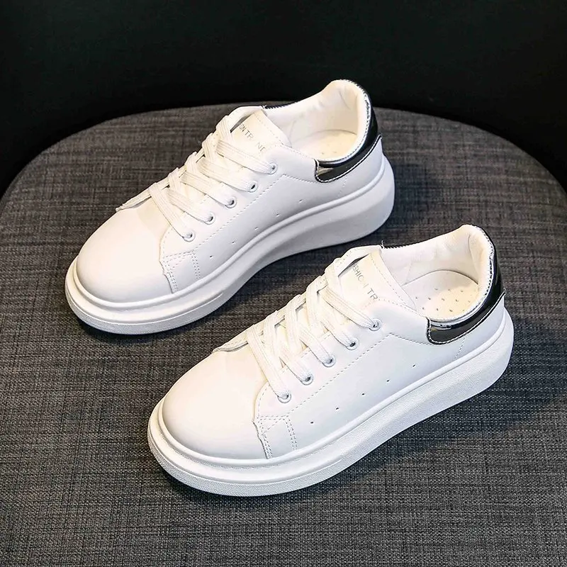 Women Sneakers Shoes White 2021 Spring Sport Thick Sole Lady Leisure Shoes Lace up Comfortable Women Chunky Running Sneakers PVC 
Women Sneakers Shoes White 2021 Spring Sport Thick Sole Lady Leisure Shoes Lace up Comfortable Women Chunky Running Sneakers PVC