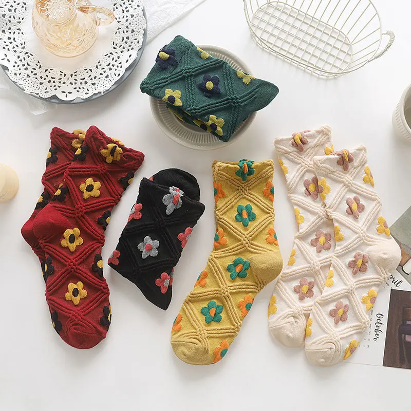 2020 new fashion flower socks women knitted flower diamond crew socks cotton, 5 colors as photo
2020 new fashion flower socks women knitted flower diamond crew socks cotton, 5 colors as photo