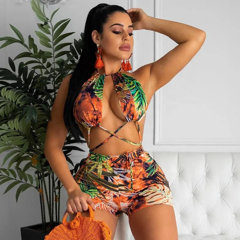 2021 New Summer Sexy Leaf Print Bikini High Waist Women Bandage Female Vintage Retro Shorts Jumpsuits
2021 New Summer Sexy Leaf Print Bikini High Waist Women Bandage Female Vintage Retro Shorts Jumpsuits