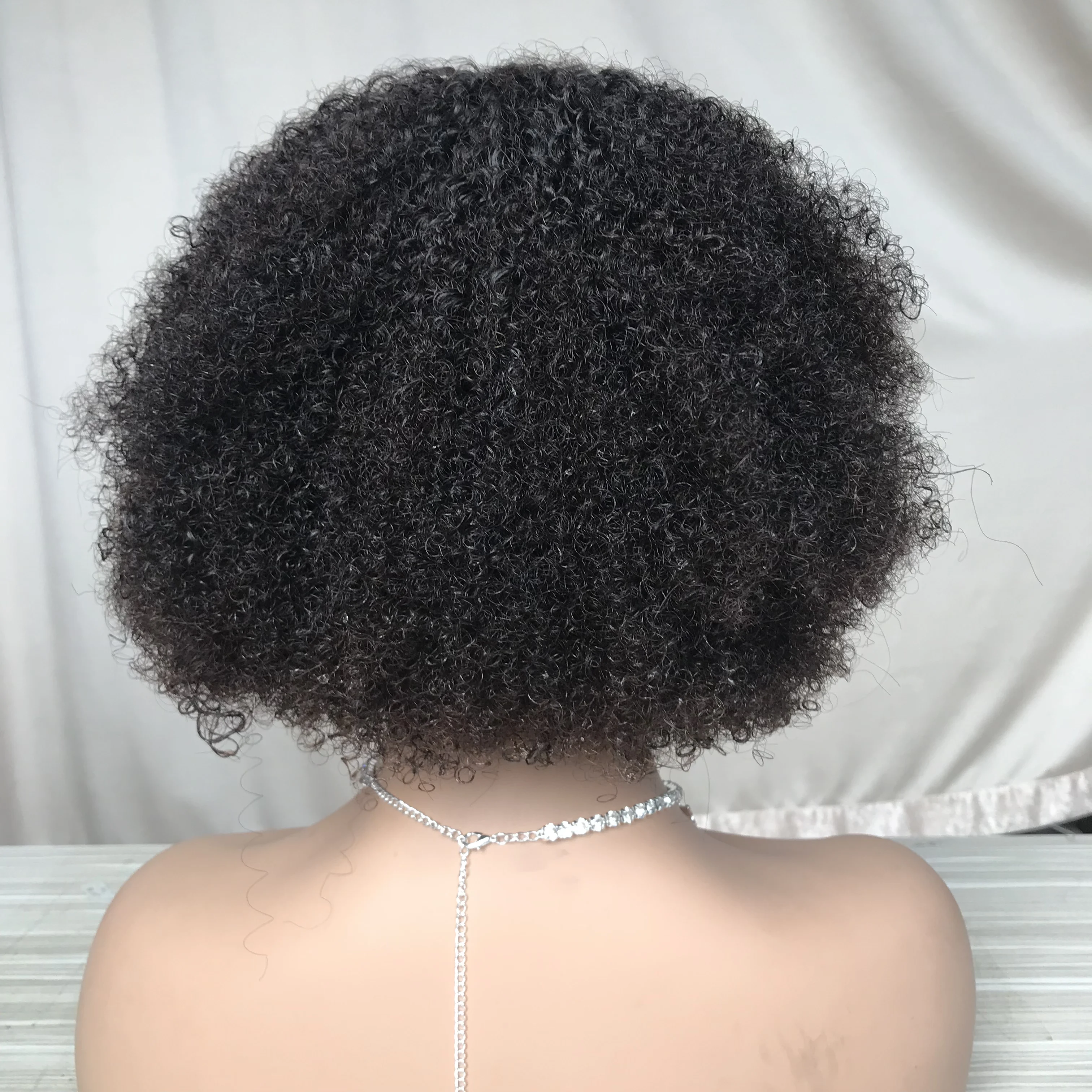 Very cheap price 10A quality bang wigs without closure 8 inch kinky curly human hair wigs
Very cheap price 10A quality bang wigs without closure 8 inch kinky curly human hair wigs