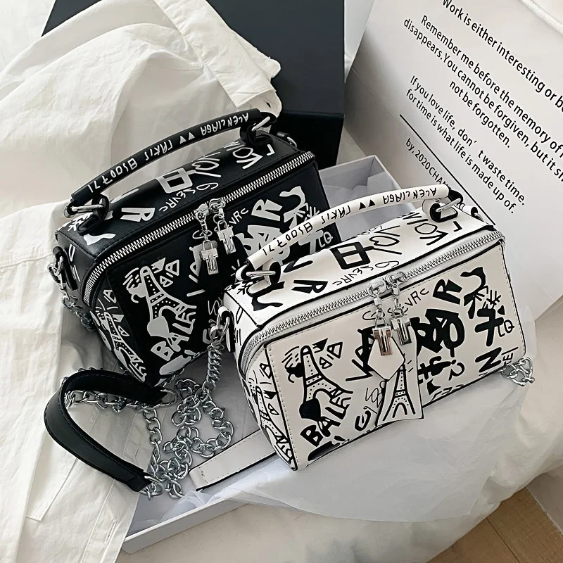 New Style Small Zipper Shoulder Boston Bag Personality Chain Graffiti Square Crossbody Bag For Women, 5 colors
New Style Small Zipper Shoulder Boston Bag Personality Chain Graffiti Square Crossbody Bag For Women, 5 colors