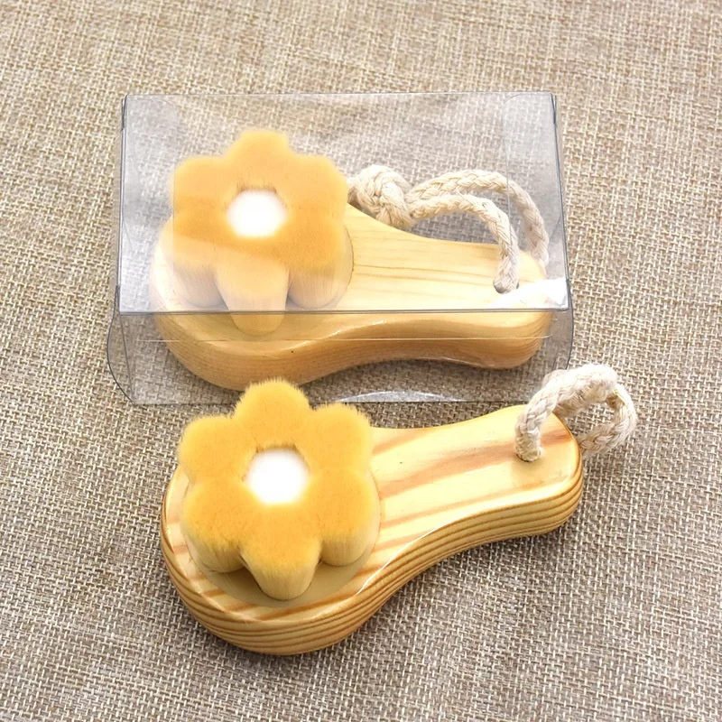Flower Shaped Brush Wooden Handle Facial Cleansing Brush Beauty Skin Care Tool Personal Care Facial Brush 
Flower Shaped Brush Wooden Handle Facial Cleansing Brush Beauty Skin Care Tool Personal Care Facial Brush