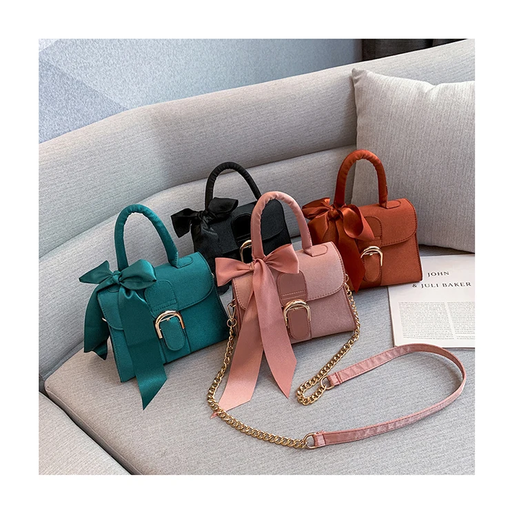 Fashion purse Designer 2021 New Trend velvet versatile portable messenger square bag Luxury bow ladies handbag, Customizable
Fashion purse Designer 2021 New Trend velvet versatile portable messenger square bag Luxury bow ladies handbag, Customizable