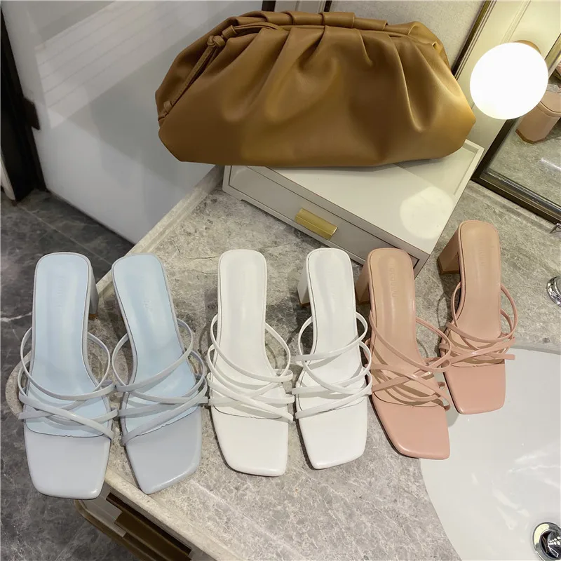 Summer Slippers Square Toe Women Sandals Fashion Thick Heel Low Heel Open Toe Slippers Strap New Women Sandals Slipper Indoor
Summer Slippers Square Toe Women Sandals Fashion Thick Heel Low Heel Open Toe Slippers Strap New Women Sandals Slipper Indoor