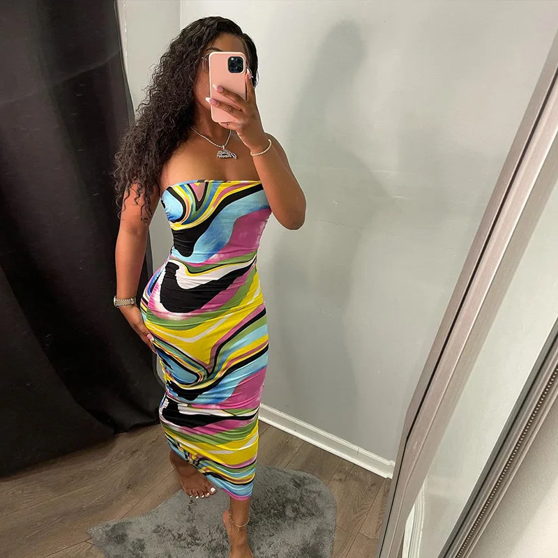 DS-197 Summer Strapless Colorful Stripe Sleeveless Bodycon Maxi Off Shoulder Long Dress 
DS-197 Summer Strapless Colorful Stripe Sleeveless Bodycon Maxi Off Shoulder Long Dress