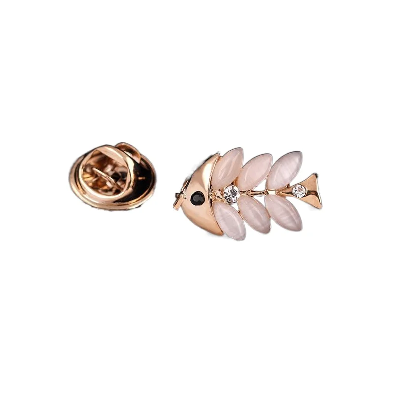 Vivid Adorable Pretty Small Fish Rhinestone Gold-color Brooches for Women Brooch Pins Jewelry
Vivid Adorable Pretty Small Fish Rhinestone Gold-color Brooches for Women Brooch Pins Jewelry