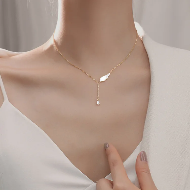 2021 charm gold crystal 925 sterling silver wing pendant necklace choker, Could be customized
2021 charm gold crystal 925 sterling silver wing pendant necklace choker, Could be customized