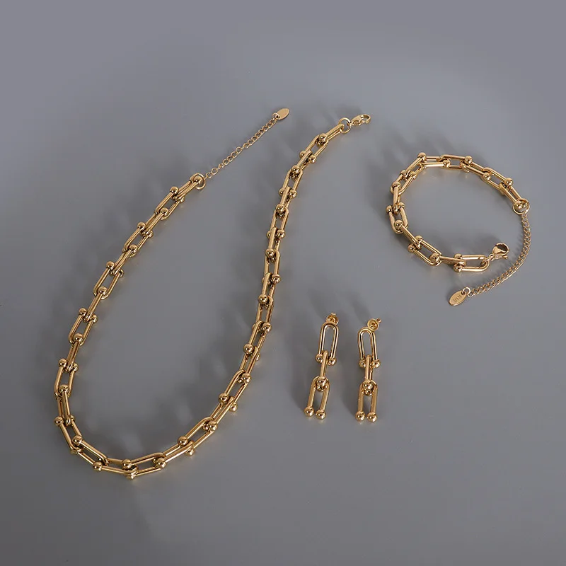 Horseshoe buckle u shaped jewelry set 18K gold plated stainless steel jewelry set for women
Horseshoe buckle u shaped jewelry set 18K gold plated stainless steel jewelry set for women