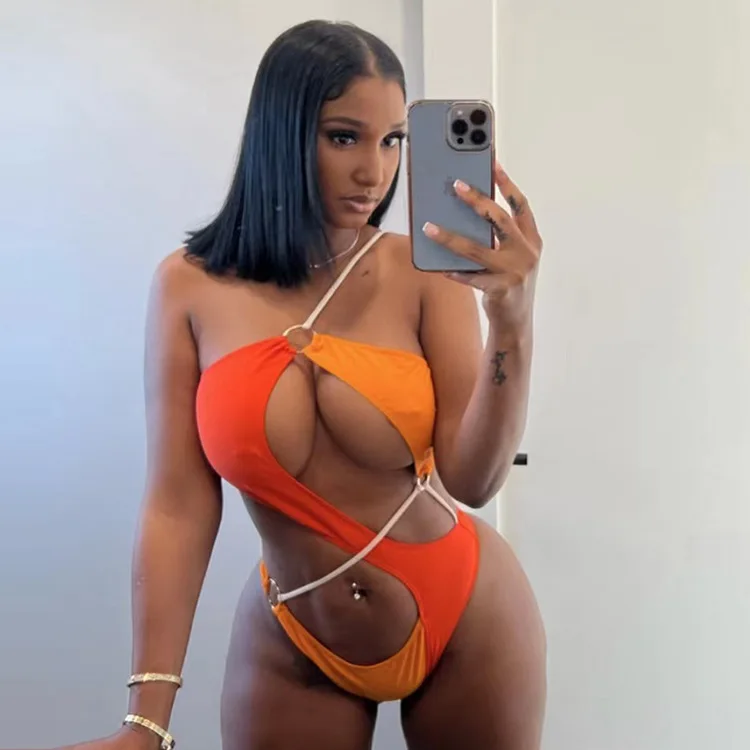 2022 New Women Swimwear Backless Bathing Suit Sexy Patchwork Ring Cross One Piece Swimsuit
2022 New Women Swimwear Backless Bathing Suit Sexy Patchwork Ring Cross One Piece Swimsuit