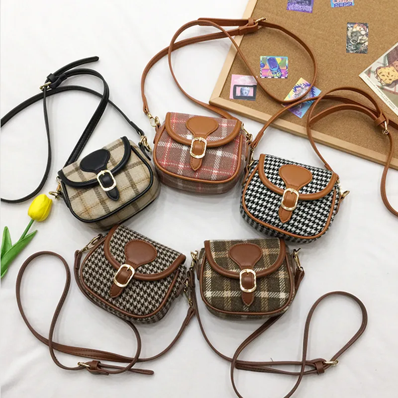 High Quality Vintage Texture All Match Mini Girls Saddle Crossbody Bag Messenger Crossbody Bag Custom Messenger Bag For Women, Picture shows
High Quality Vintage Texture All Match Mini Girls Saddle Crossbody Bag Messenger Crossbody Bag Custom Messenger Bag For Women, Picture shows