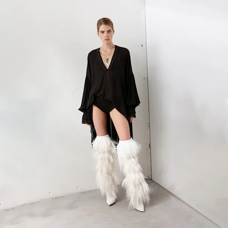 2021 autumn and winter women catwalk nightclub feather boots sexy ostrich hair high heels, Picture
2021 autumn and winter women catwalk nightclub feather boots sexy ostrich hair high heels, Picture