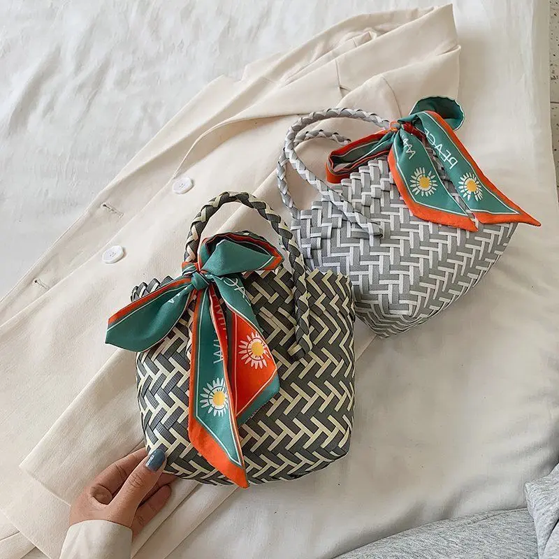 Wholesale Fashion Summer Woven Bucket Beach Bag Designer Ladies Hand Bags Small Ins Popular Women Handbag Tote Bag, 5 colors
Wholesale Fashion Summer Woven Bucket Beach Bag Designer Ladies Hand Bags Small Ins Popular Women Handbag Tote Bag, 5 colors