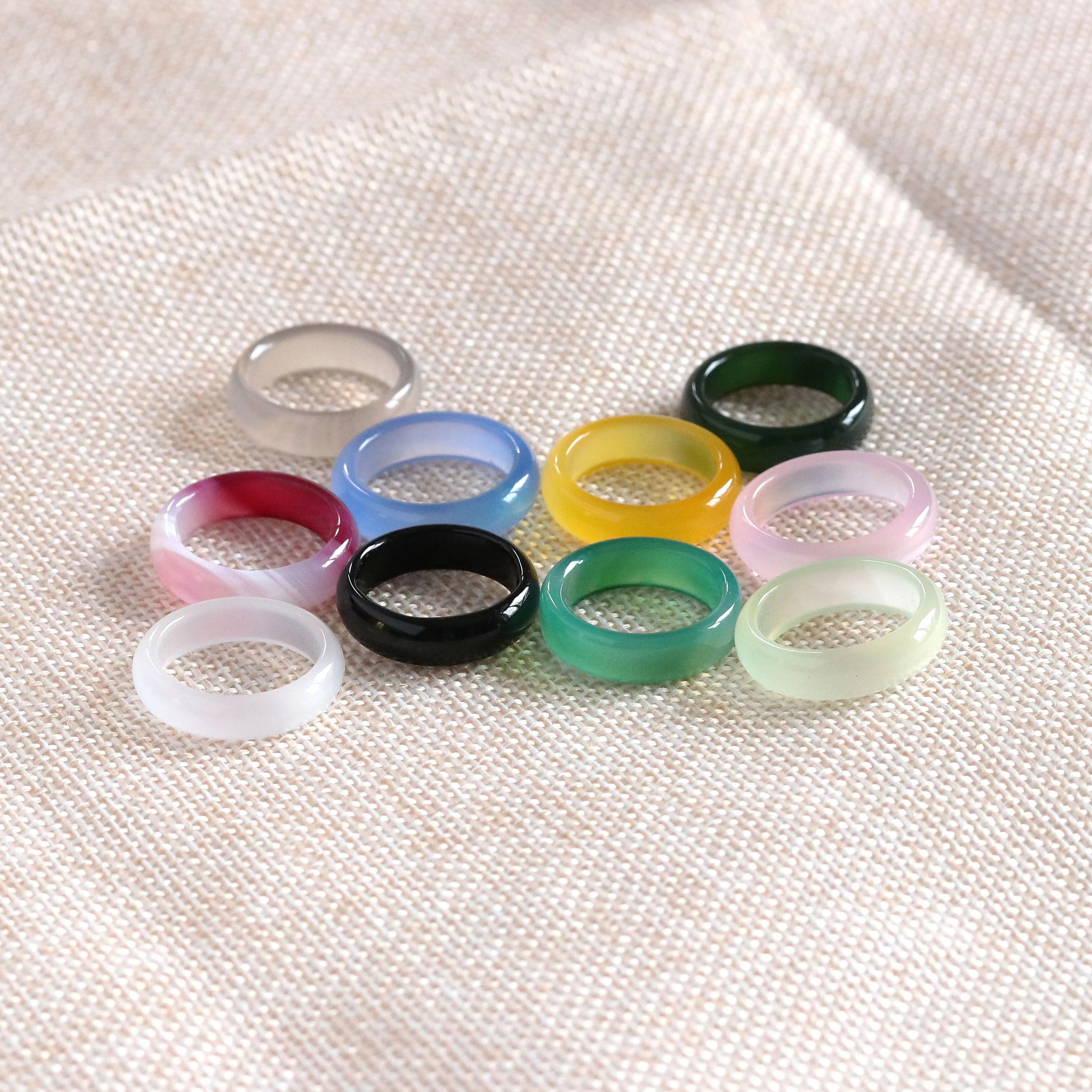 2021 Chinese Stone Necklace Purple Green Jade Rings Black Natural Stone Pink Jade Ring for Women And Men, As picture
2021 Chinese Stone Necklace Purple Green Jade Rings Black Natural Stone Pink Jade Ring for Women And Men, As picture