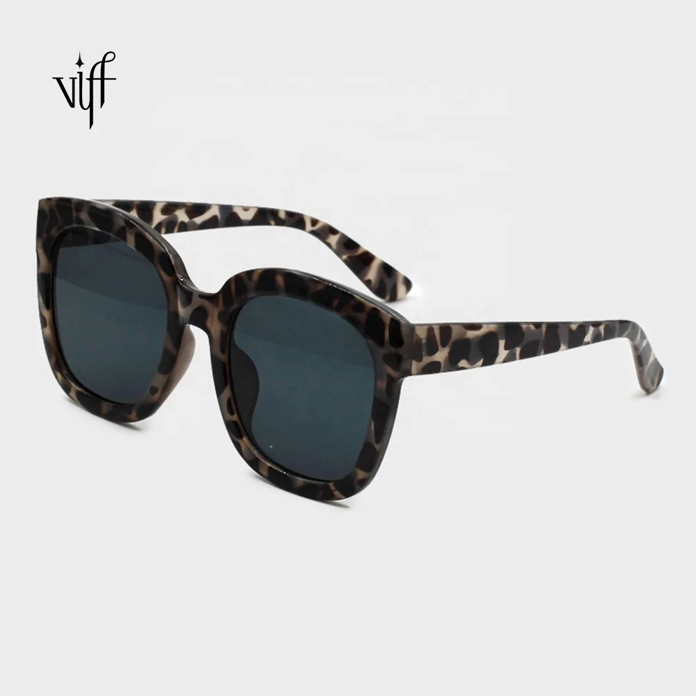 VIFF 2021 Retro Square Big Frame Sunglasses Sun Glasses HP17086 Fashion Oversized Man Shades Sun Glasses
VIFF 2021 Retro Square Big Frame Sunglasses Sun Glasses HP17086 Fashion Oversized Man Shades Sun Glasses